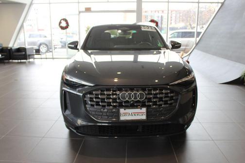 2025 Audi Q5 Premium TFSI quattro S tronic