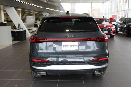2025 Audi Q5 Premium TFSI quattro S tronic