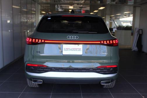 2025 Audi Q5 Premium Plus TFSI quattro S tronic