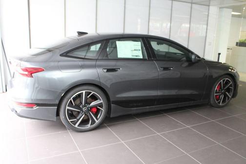 2025 Audi S6 e-tron Premium Plus