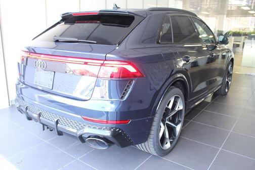 2026 Audi RS Q8 4.0T