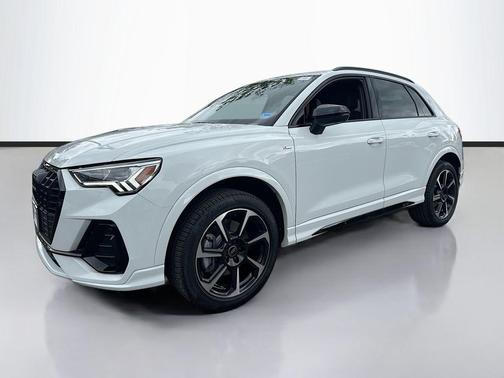 Glacier White Metallic 2025 Audi Q3 45 S line Premium Plus