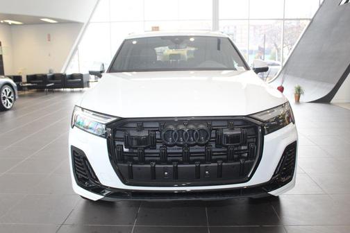 2026 Audi Q7 55 Premium Plus