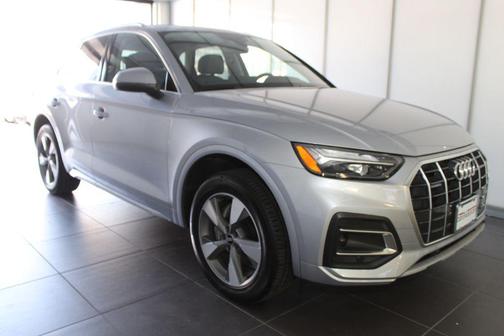 2023 Audi Q5 40 Premium