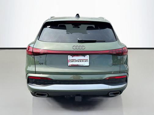 District Green Metallic 2025 Audi Q5 Premium Plus TFSI quattro S tronic