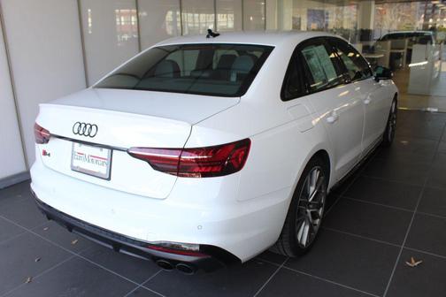 2023 Audi S4 Premium Plus TFSI quattro Tiptronic