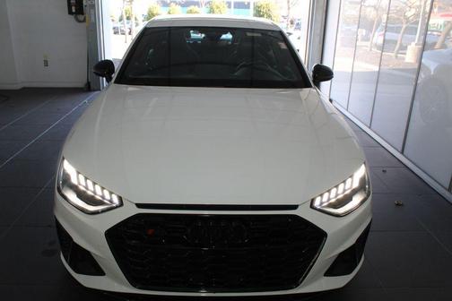 2023 Audi S4 Premium Plus TFSI quattro Tiptronic