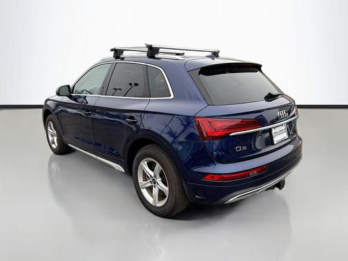 2022 Audi Q5 40 Premium