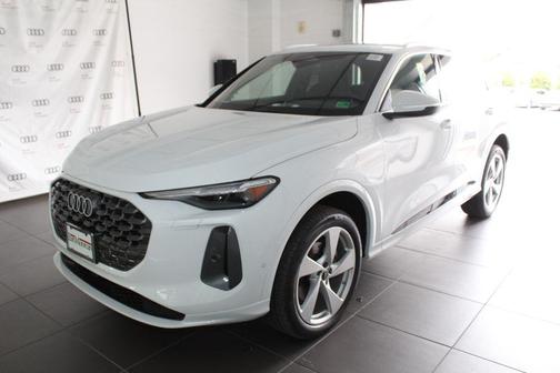 2025 Audi Q5 Premium Plus TFSI quattro S tronic