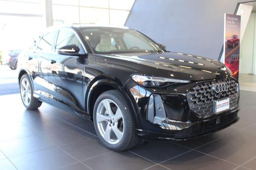 2025 Audi Q5 Prestige TFSI quattro S tronic