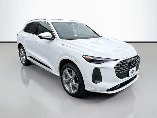 White 2026 Audi Q5 Premium Plus TFSI quattro S tronic