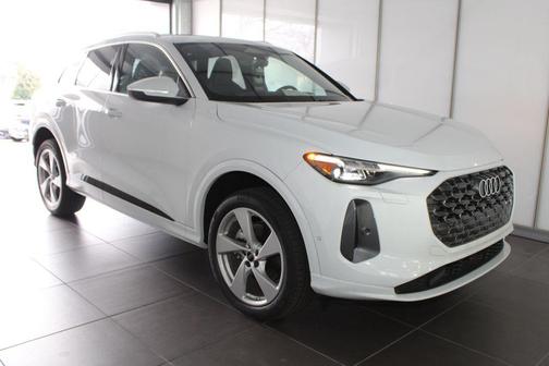 2025 Audi Q5 Premium Plus TFSI quattro S tronic