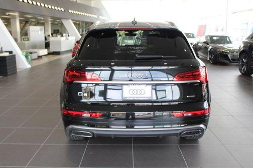 2025 Audi Q5 45 S line Premium