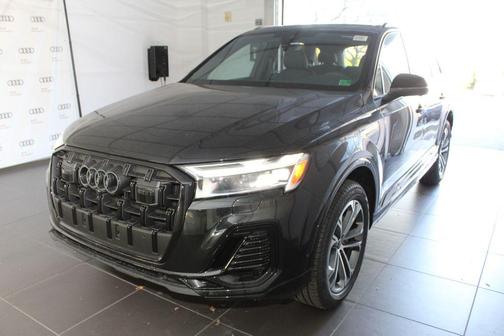 2026 Audi Q7 55 Premium