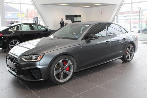 2023 Audi A4 45 S line Premium Plus