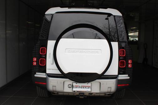 2024 Land Rover Defender 130 P300 S