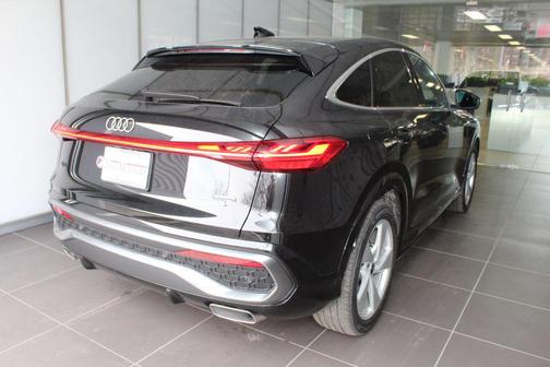 2025 Audi Q5 Prestige TFSI quattro S tronic