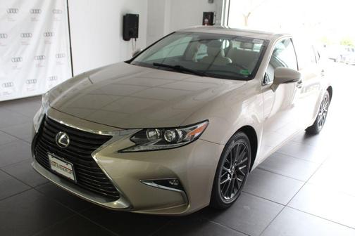 2018 Lexus ES 350 Base