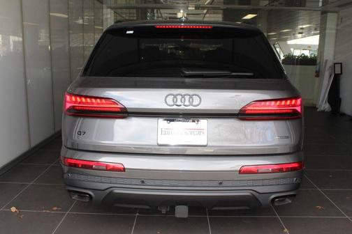 2026 Audi Q7 55 Premium Plus