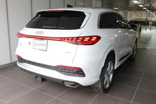 2025 Audi Q5 Premium Plus TFSI quattro S tronic