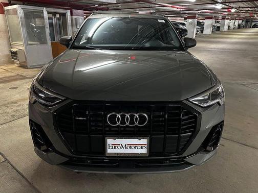 2025 Audi Q3 Premium 45 TFSI S line quattro Tiptronic