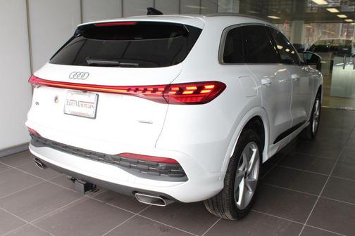 2025 Audi Q5 Premium Plus TFSI quattro S tronic