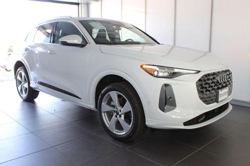 2025 Audi Q5 Premium Plus TFSI quattro S tronic