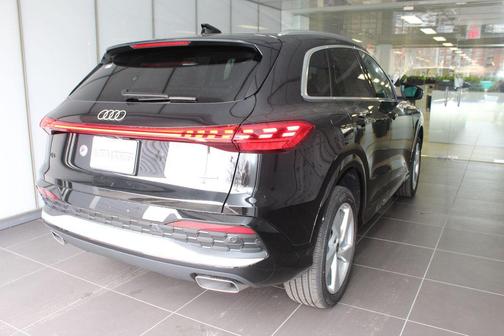 2025 Audi Q5 Premium Plus TFSI quattro S tronic