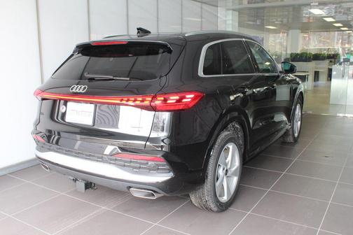 2025 Audi Q5 Premium Plus TFSI quattro S tronic