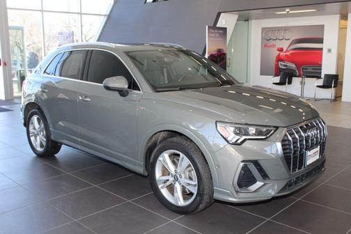 2019 Audi Q3 2.0T S line Prestige