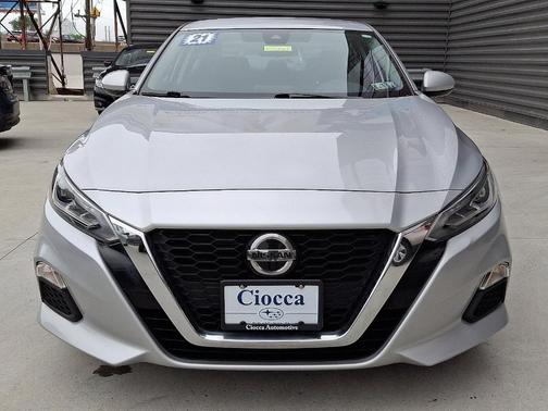 2021 Nissan Altima 2.5 SV