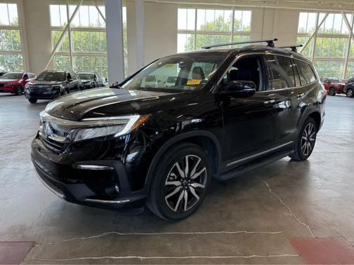 2019 Honda Pilot Touring 8-Passenger
