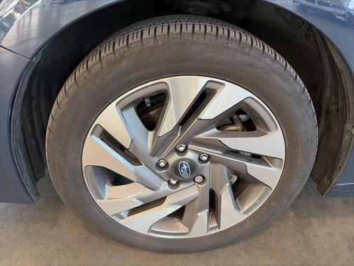 2024 Subaru Legacy 