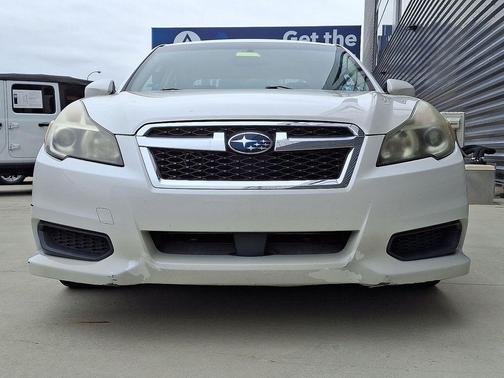 2013 Subaru Legacy 2.5i Premium
