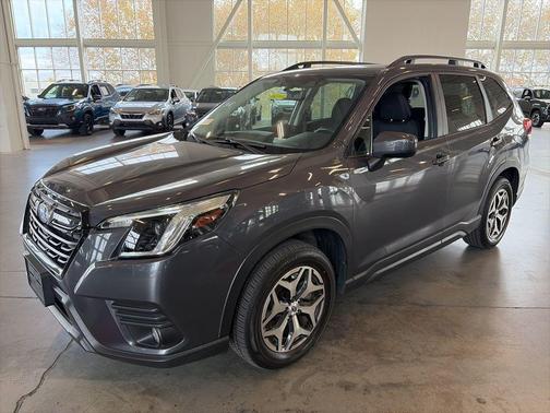 2022 Subaru Forester Premium