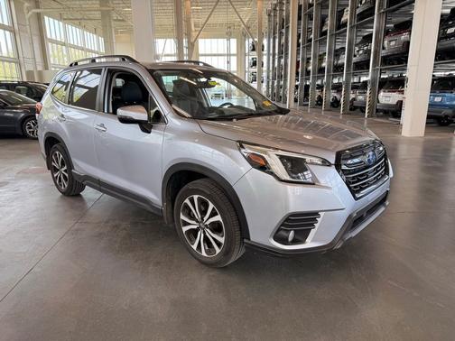Ice Silver Metallic 2022 Subaru Forester Limited