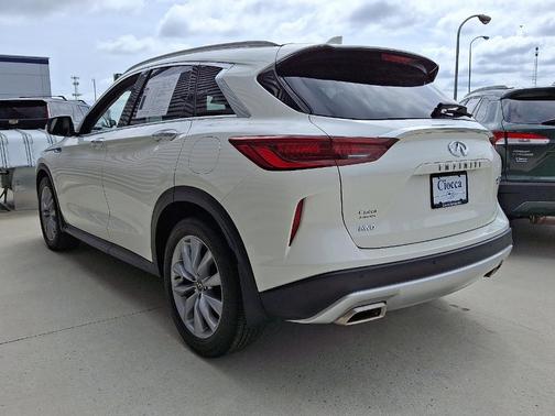 2022 INFINITI QX50 Luxe