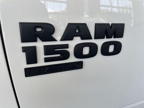 2021 RAM 1500 Classic SLT