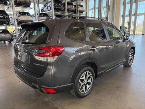 2023 Subaru Forester 2.5i Premium