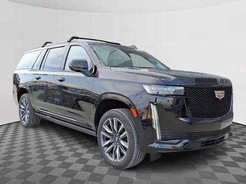 2023 Cadillac Escalade ESV Sport Platinum