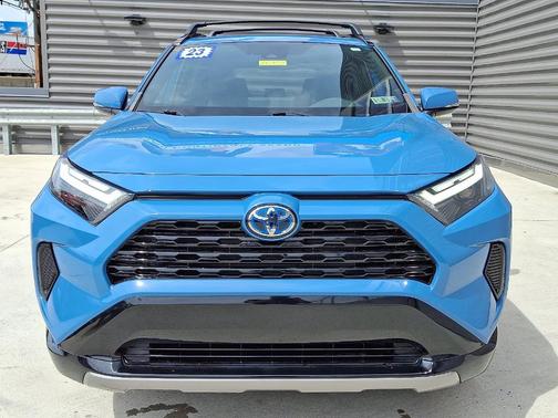 2023 Toyota RAV4 Hybrid SE