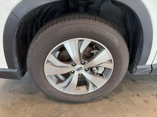 2024 Subaru Ascent Premium