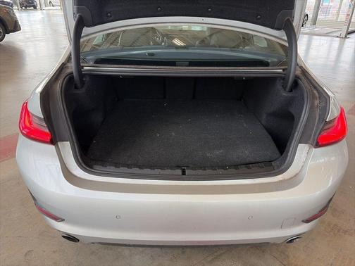 2019 BMW 330 i xDrive