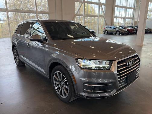 2017 Audi Q7 3.0T Premium Plus