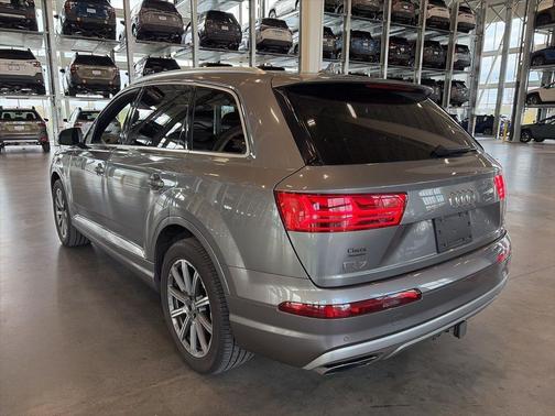 2017 Audi Q7 3.0T Premium Plus