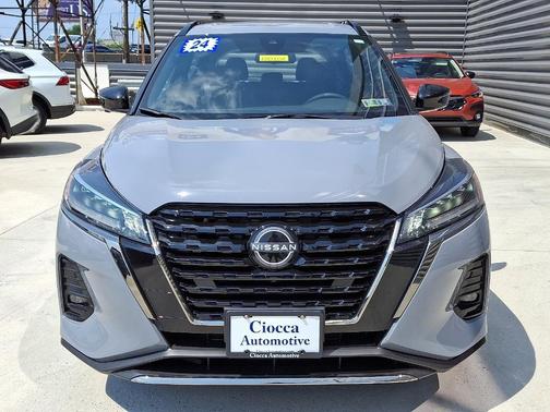 2024 Nissan Kicks SR
