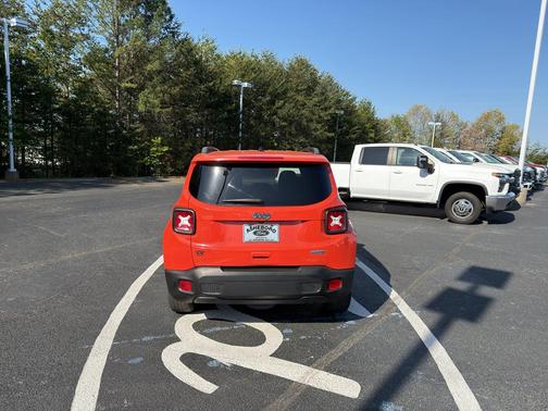 Omaha Orange Clearcoat 2019 Jeep Renegade Latitude