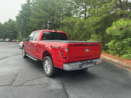 Rapid Red Metallic Tinted Clearcoat 2024 Ford F-150 Lariat