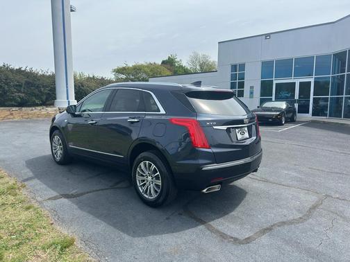 Harbor Blue Metallic 2019 Cadillac XT5 Luxury