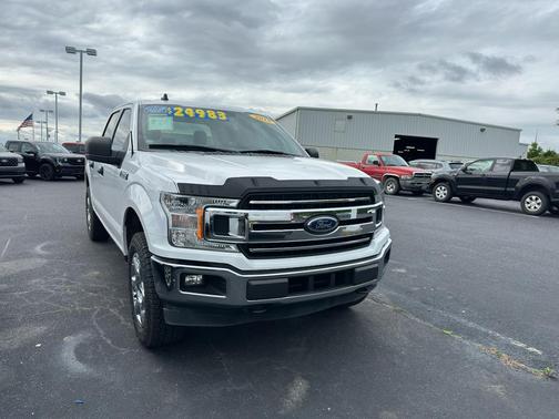 Oxford White 2019 Ford F-150 XLT